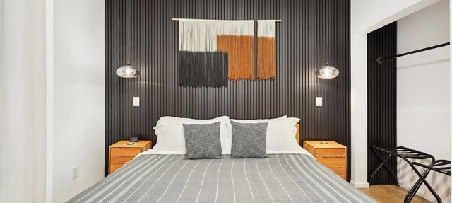 Two-bedroom suite-located downtown White Salmon, suite 4 in White Salmon